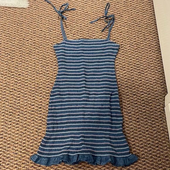 New Derek heart blue jean crimped ruffle dress